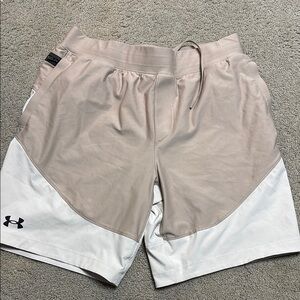 Under Armour Cream and Tan Athletic Shorts Lightweight Adjustable Fit